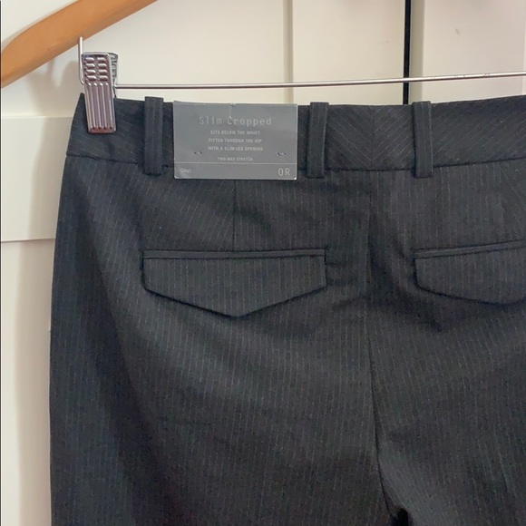 Banana Republic Cropped Slim Pants - Picture 4 of 4